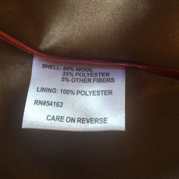 Calvin Klein - Picture 3 of 6